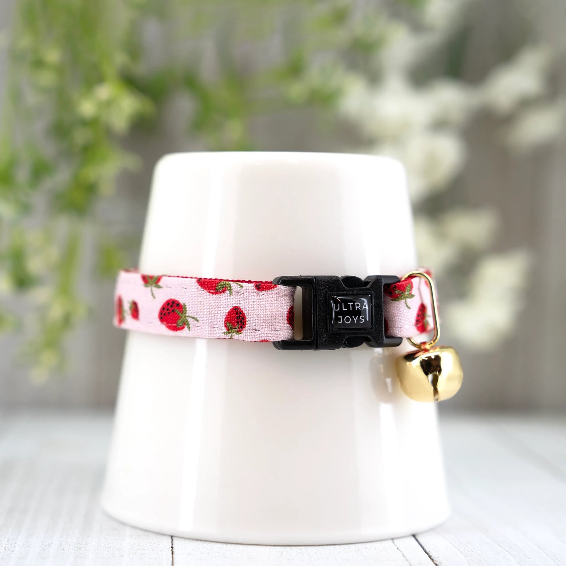 Breakaway Cat Collar with Bell, Pink Strawberry Cat Collar Breakaway | Gift for Cat, Kitten, Small Dog Birthday Valentine Day Celebration